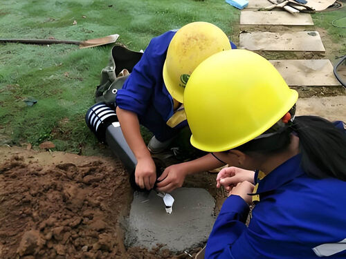 激光草坪灯调试案例：别墅花园节日投影图案定制实操纪实整体外观 | 通用型结构 | 草坪灯整体结构展示