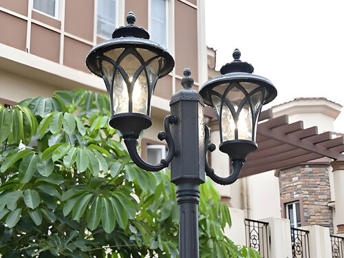 现代简约 LED 庭院灯 别墅庭院景观装饰照明灯具整体外观 | 通用型结构 | 水利设备整体结构展示