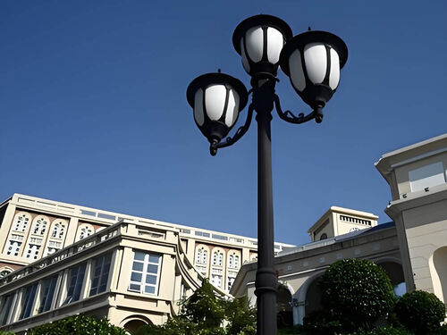 厂区庭院灯安装间距计算方法 照明均匀度优化技术方案整体外观 | 通用型结构 | 庭院灯整体结构展示