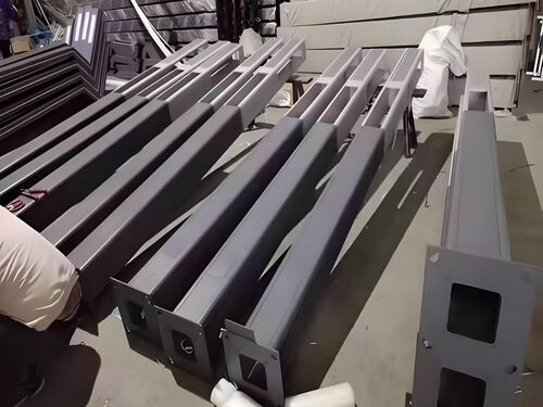 别墅庭院灯搭配设计案例:现代 + 仿古款式组合亮化实景整体外观 | 通用型结构 | 庭院灯整体结构展示