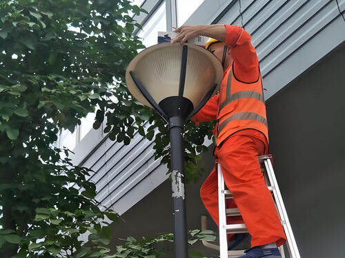 IP65 户外庭院灯应用案例：沿海地区高湿环境 3 年使用测评案例实拍图