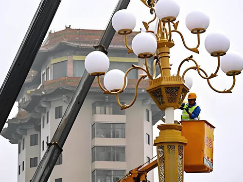 5 头太阳能中华灯合作案例:景区入口处标志性照明项目测评整体外观 | 太阳能供电 | 中华灯整体结构展示